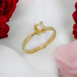 Anel Solitário Garra Coração c/ Zircônia